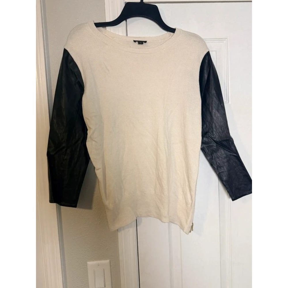 Ann Taylor Cream Knit Sweater Black Faux Leather Sleeves Gold Side Zip Medium
